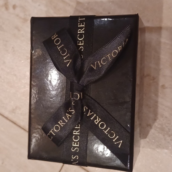 Victoria's Secret Vintage SCANDALOUS Rhinestone Pyramid Hinged Cuff Bracelet - Picture 7 of 8